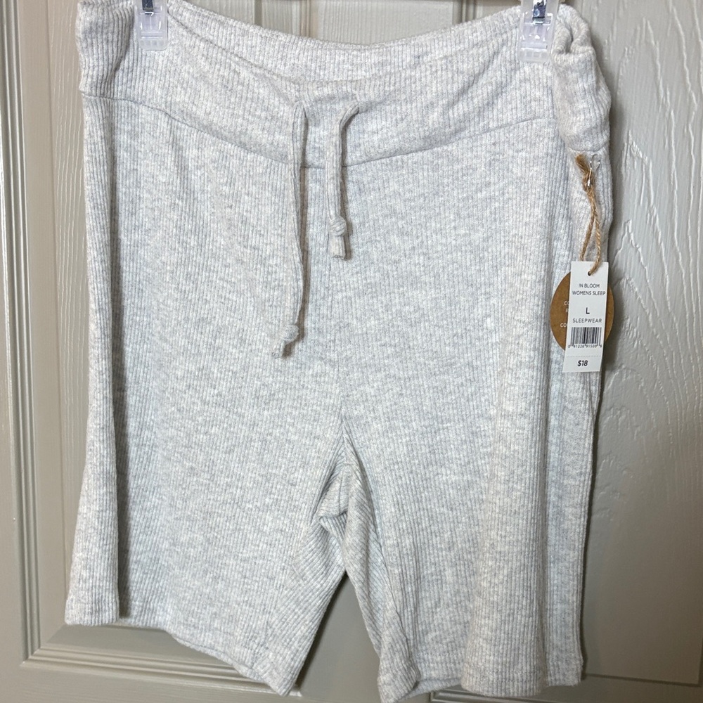 Dip Gray Ribbed Knit Shorts NWT Sz L